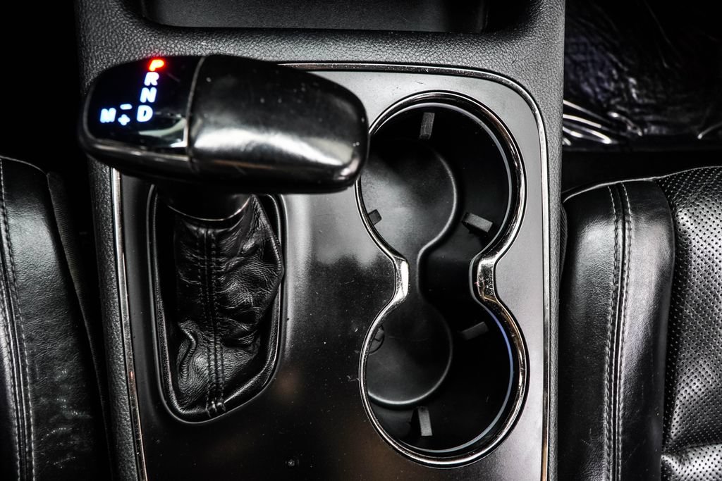 Used 2020 Dodge Durango R/T w/ Blacktop Package AWD/4WD image 27