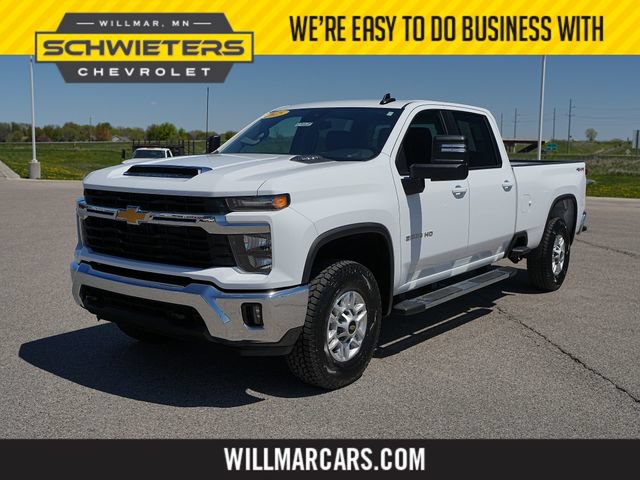 Used 2025 Chevrolet Silverado 2500 LT w/ Convenience Package AWD/4WD image 1