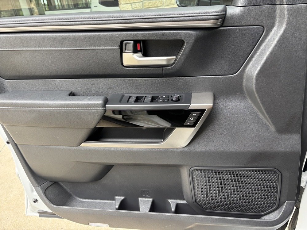 New 2024 Toyota Tundra Limited w/ Power Package image 26