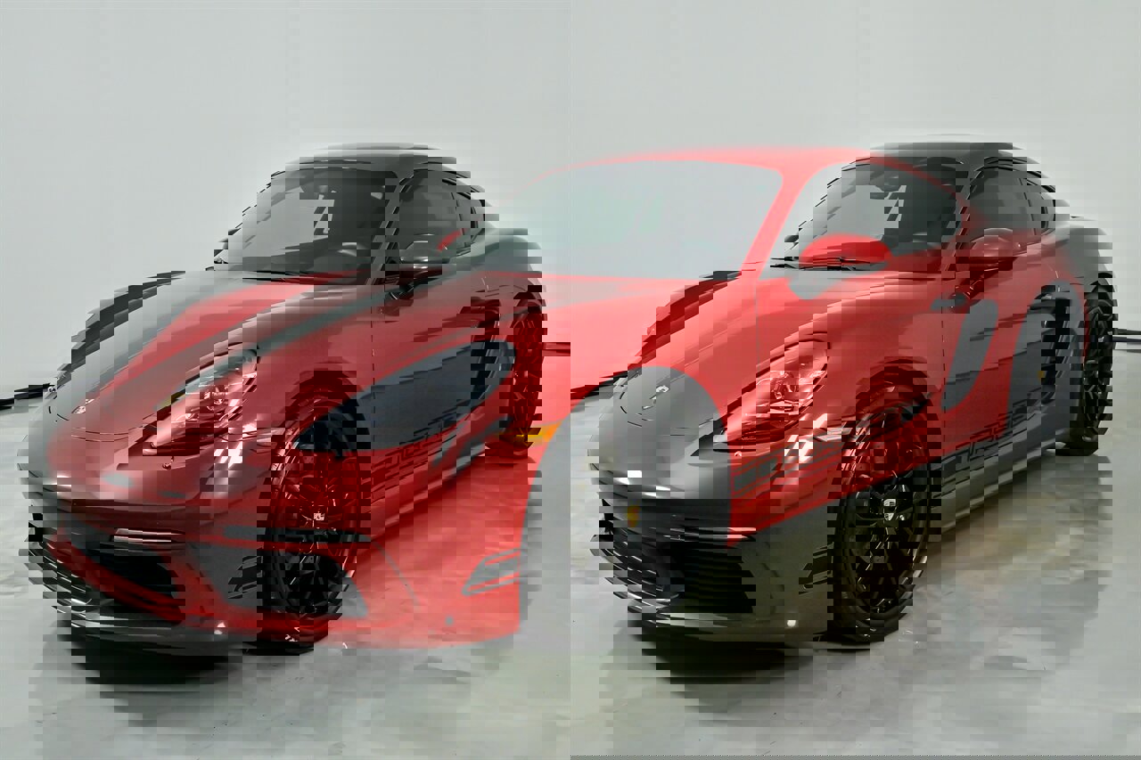 Used 2024 Porsche 718 Cayman image 6