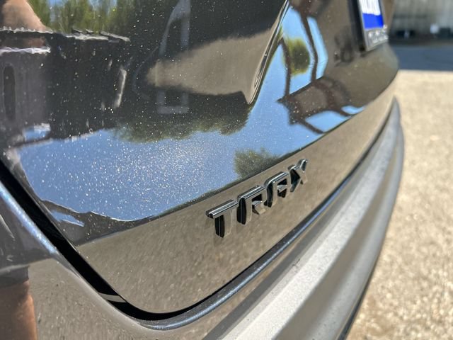 Used 2026 Chevrolet Trax RS w/ Sunroof Package FWD image 30