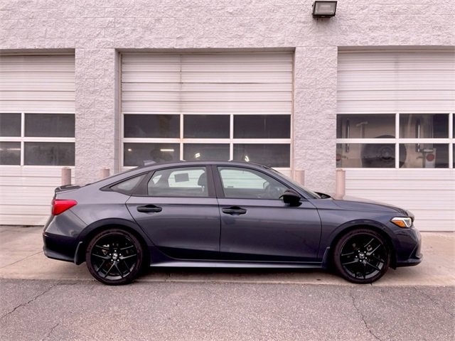 Used 2024 Honda Civic Sport image 1