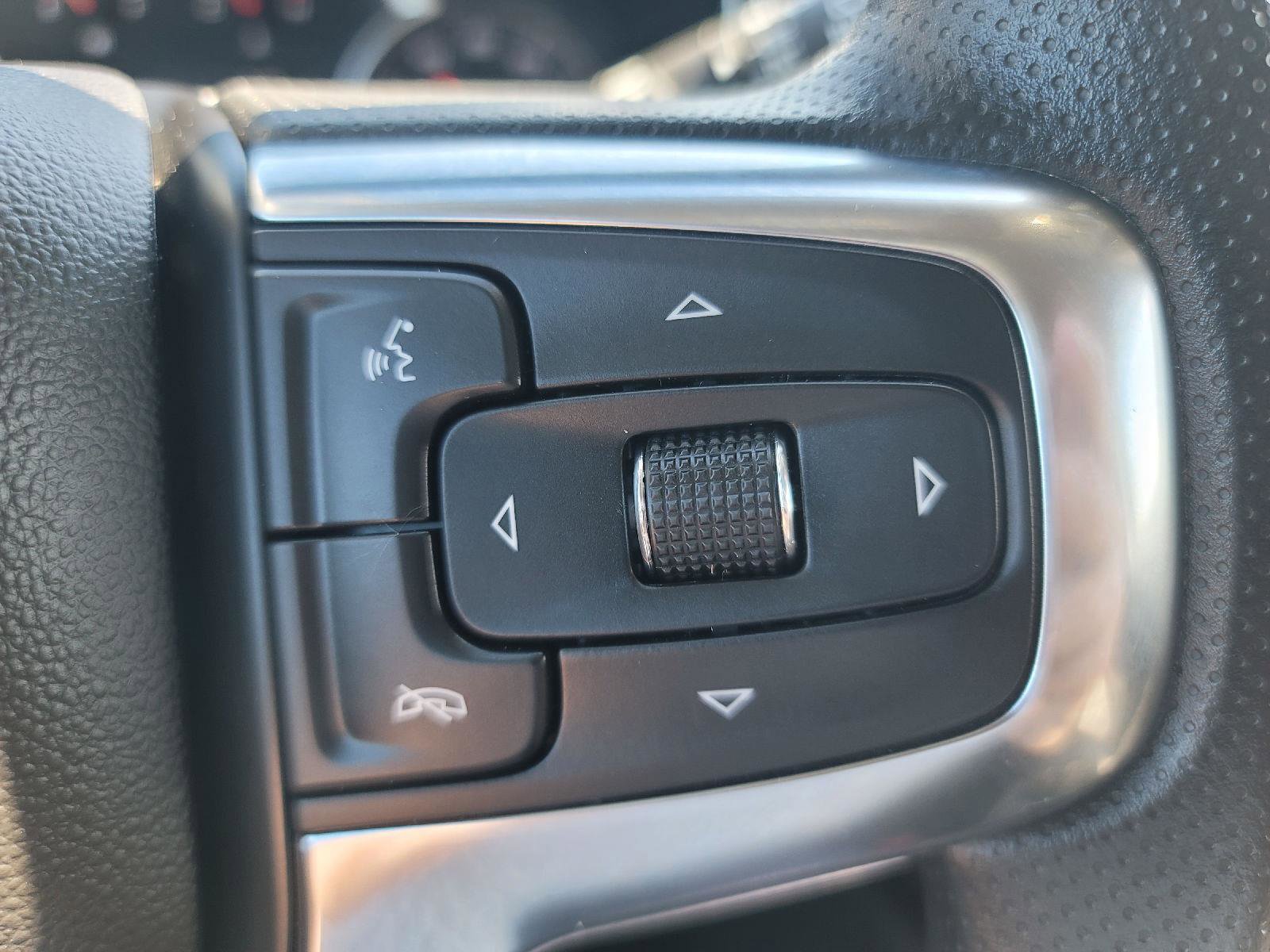 Used 2024 Chevrolet Blazer LT w/ Convenience Package FWD image 22