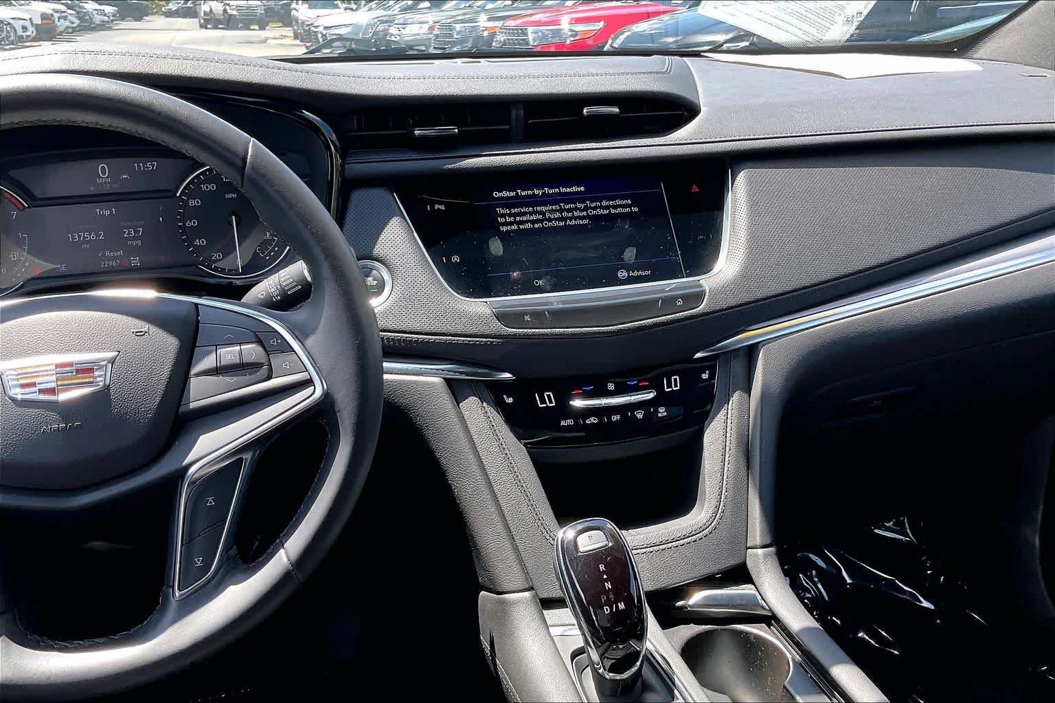 Used 2023 Cadillac XT5 Luxury AWD/4WD image 7