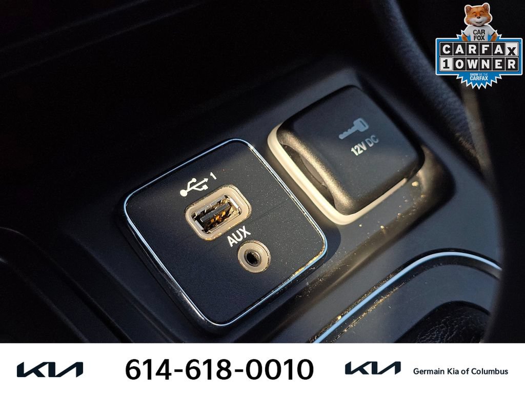 Used 2019 Jeep Cherokee Latitude w/ Popular Appearance Group FWD image 32