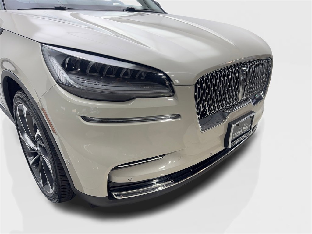 Used 2022 Lincoln Aviator Reserve w/ Equipment Group 201A image 17