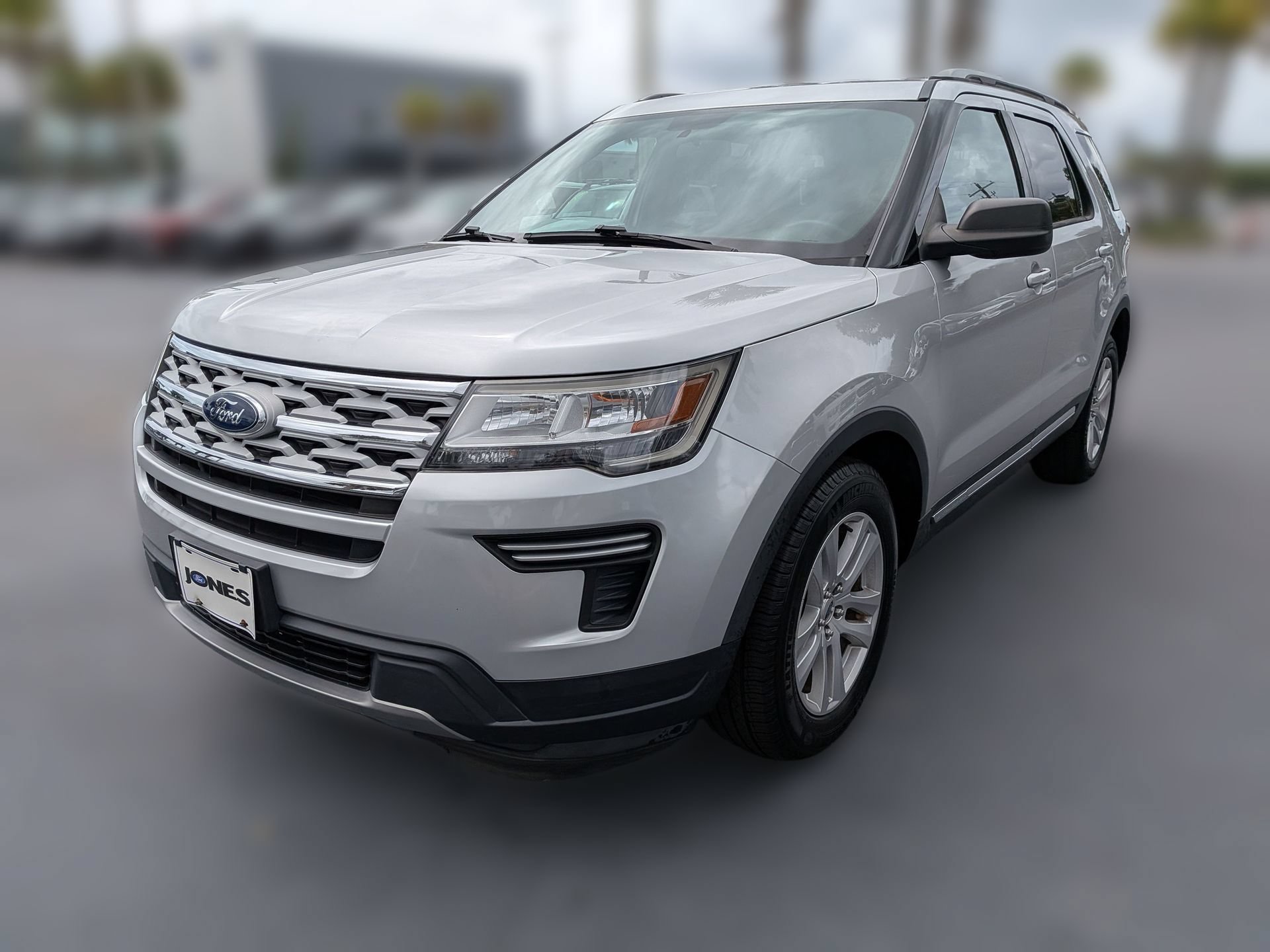 Used 2019 Ford Explorer XLT FWD image 9