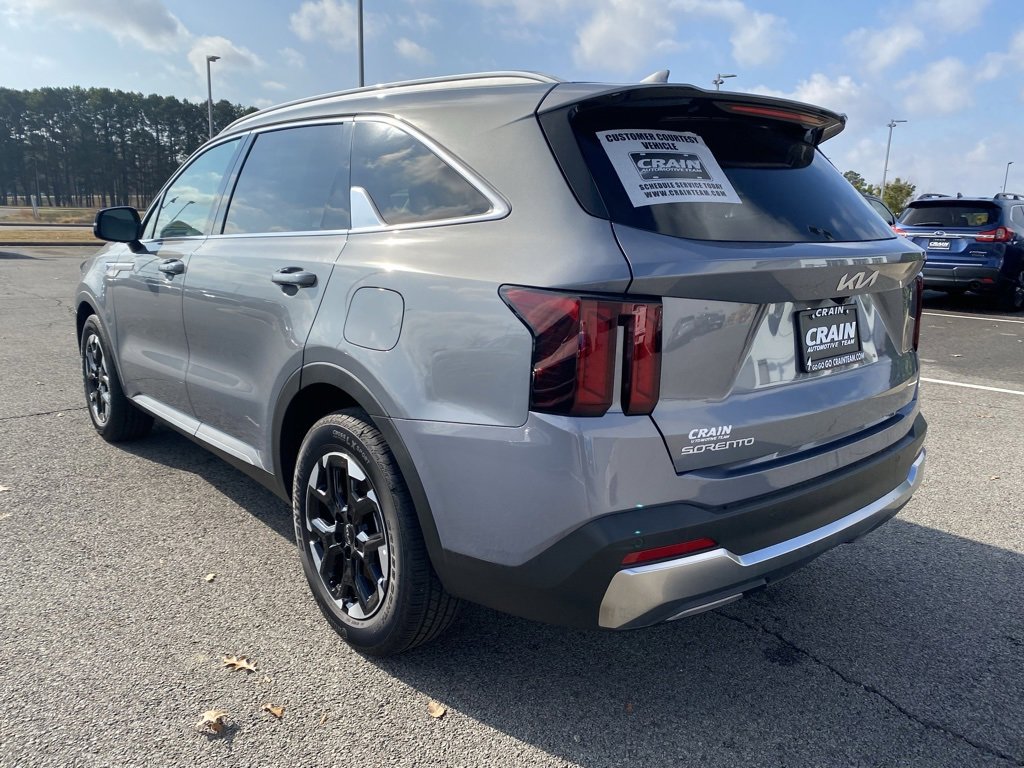 New 2025 Kia Sorento S w/ Panoramic Sunroof Package image 5