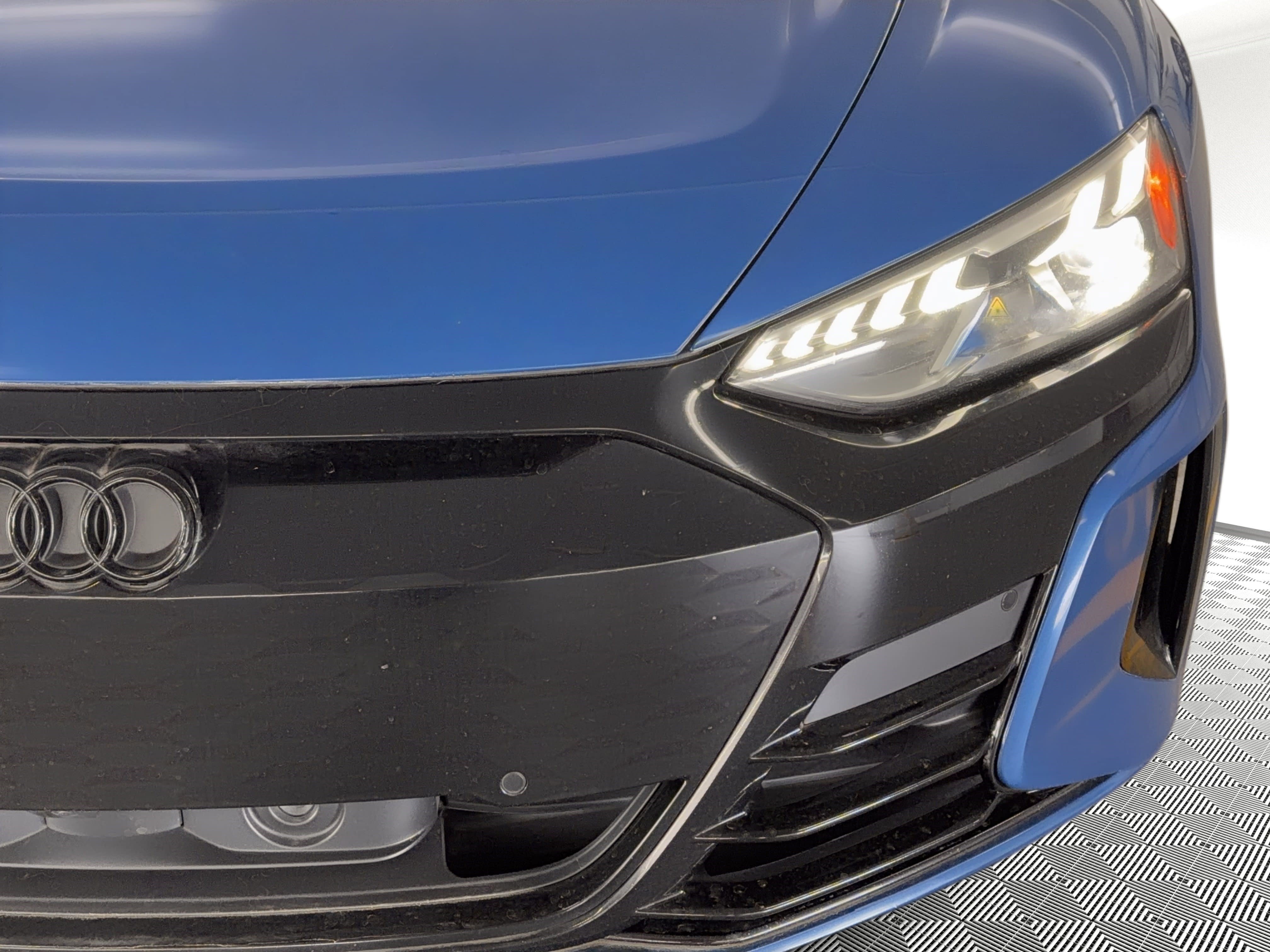 Used 2022 Audi e-tron GT Prestige w/ Prestige Package image 11