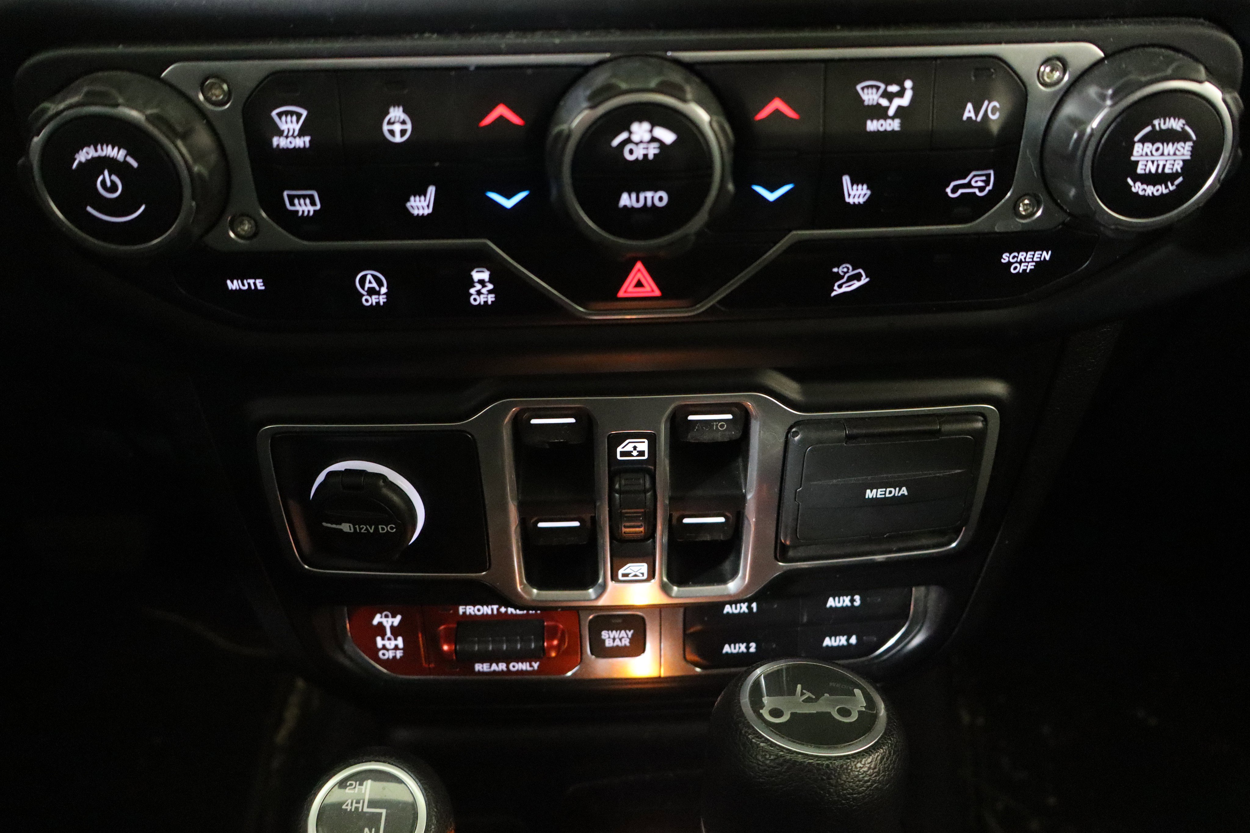 Used 2018 Jeep Wrangler Unlimited Rubicon image 24