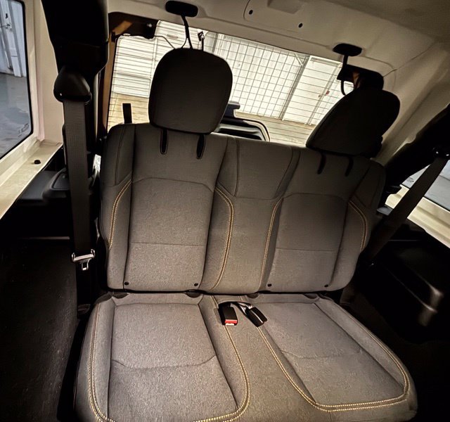 Used 2025 Jeep Wrangler Sport AWD/4WD image 19