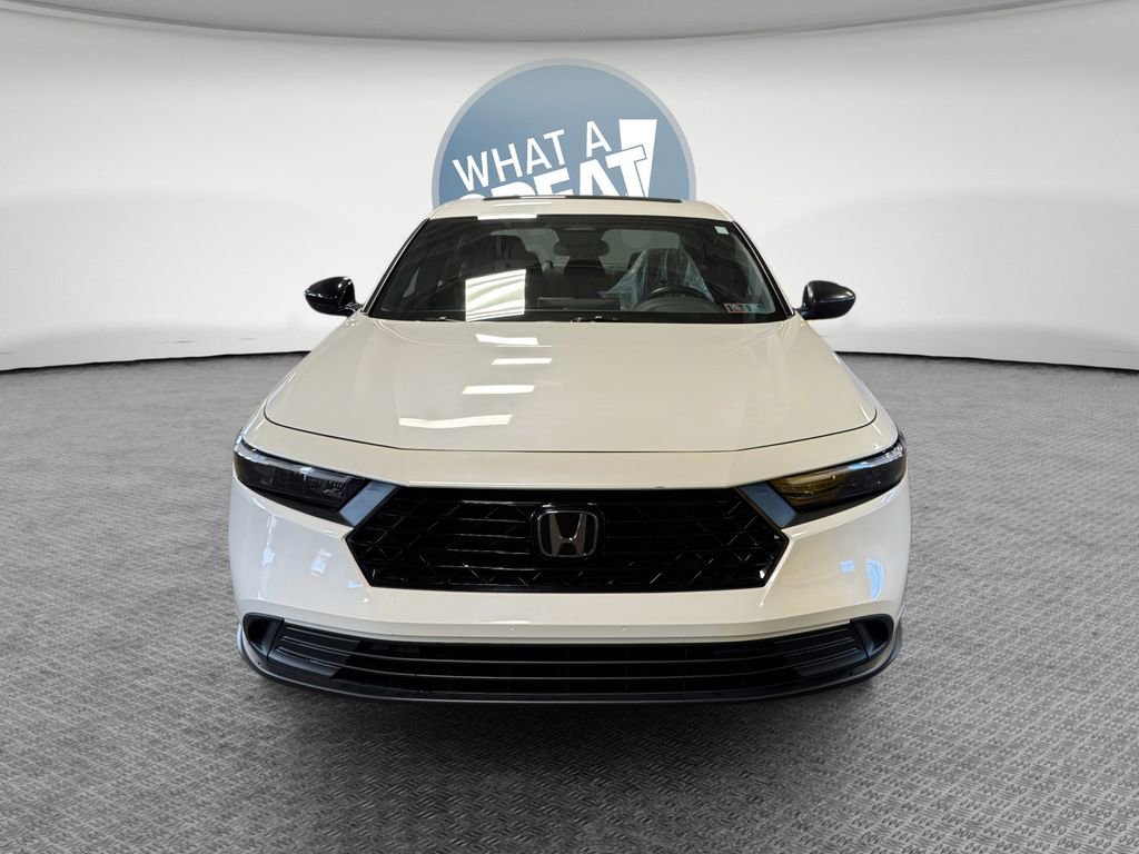 Used 2023 Honda Accord Sport image 9