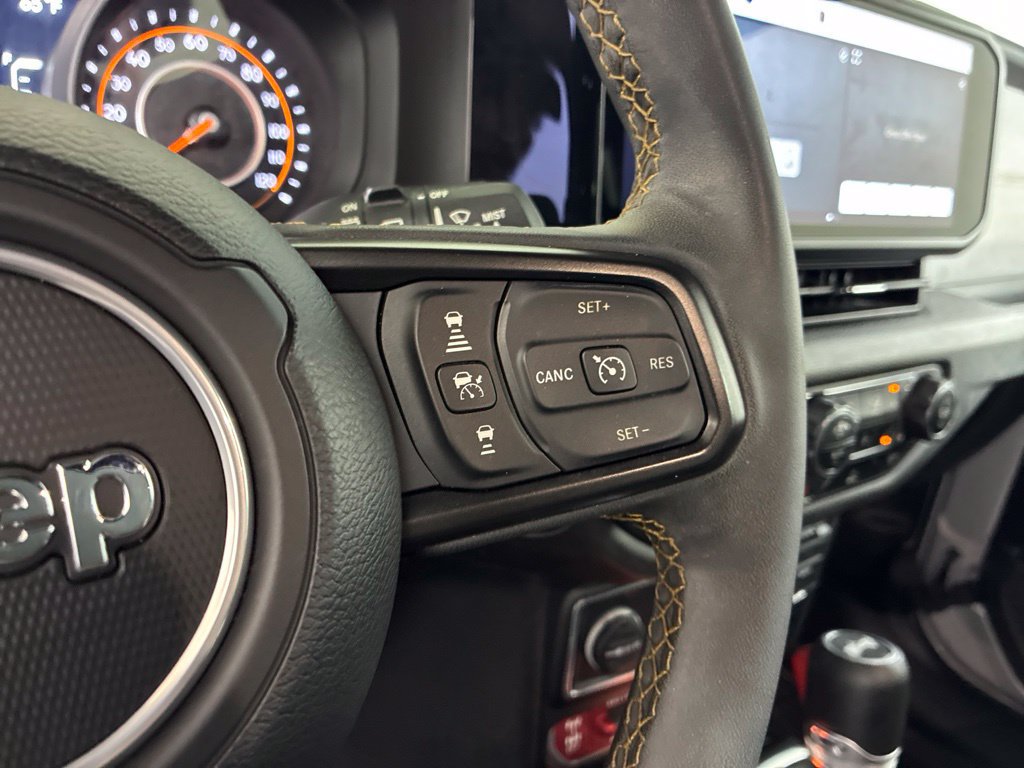 Used 2024 Jeep Wrangler Unlimited Sport AWD/4WD image 16