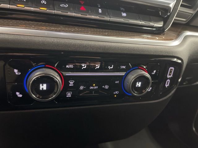 Used 2025 Chevrolet Silverado 1500 LT image 24