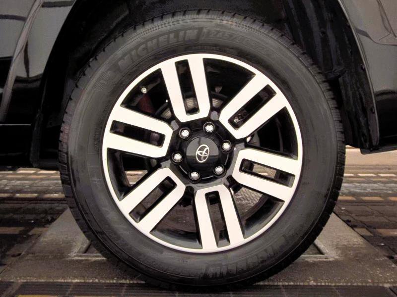 Used 2017 Toyota 4Runner Limited image 6