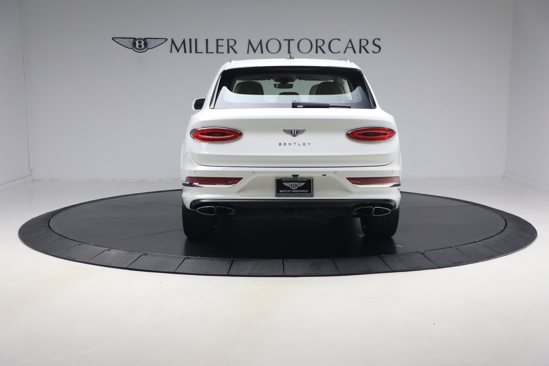 Used 2022 Bentley Bentayga AWD/4WD image 6