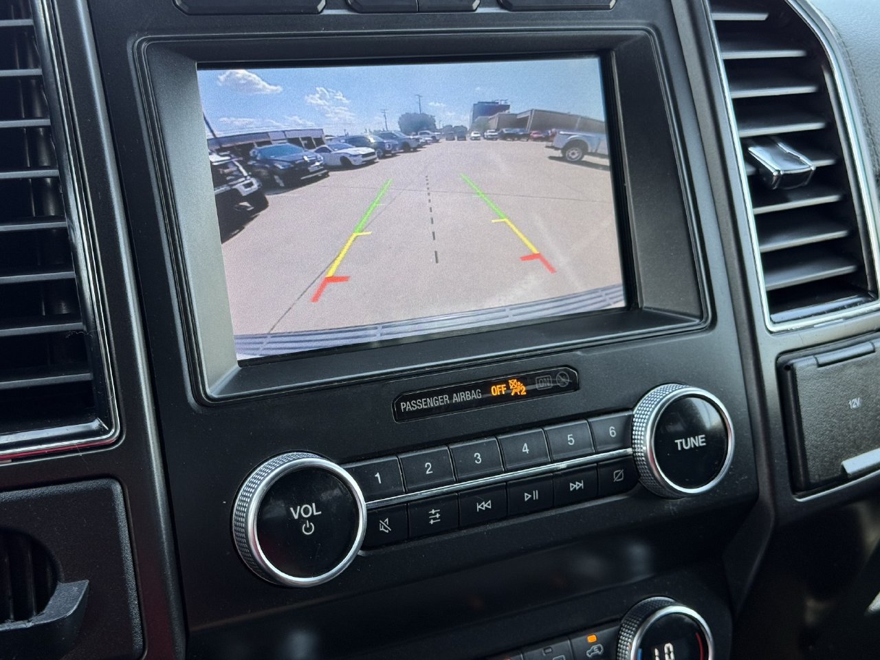 Used 2020 Ford Expedition Max Limited RWD image 18