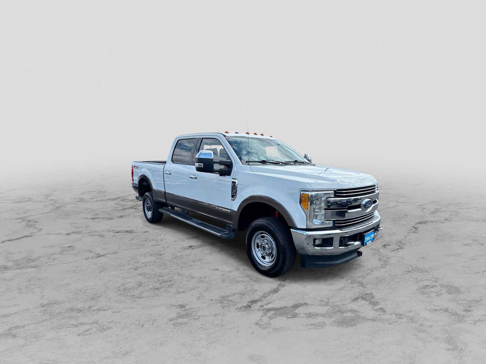 Used 2017 Ford F350 Lariat w/ Lariat Ultimate Package AWD/4WD image 2