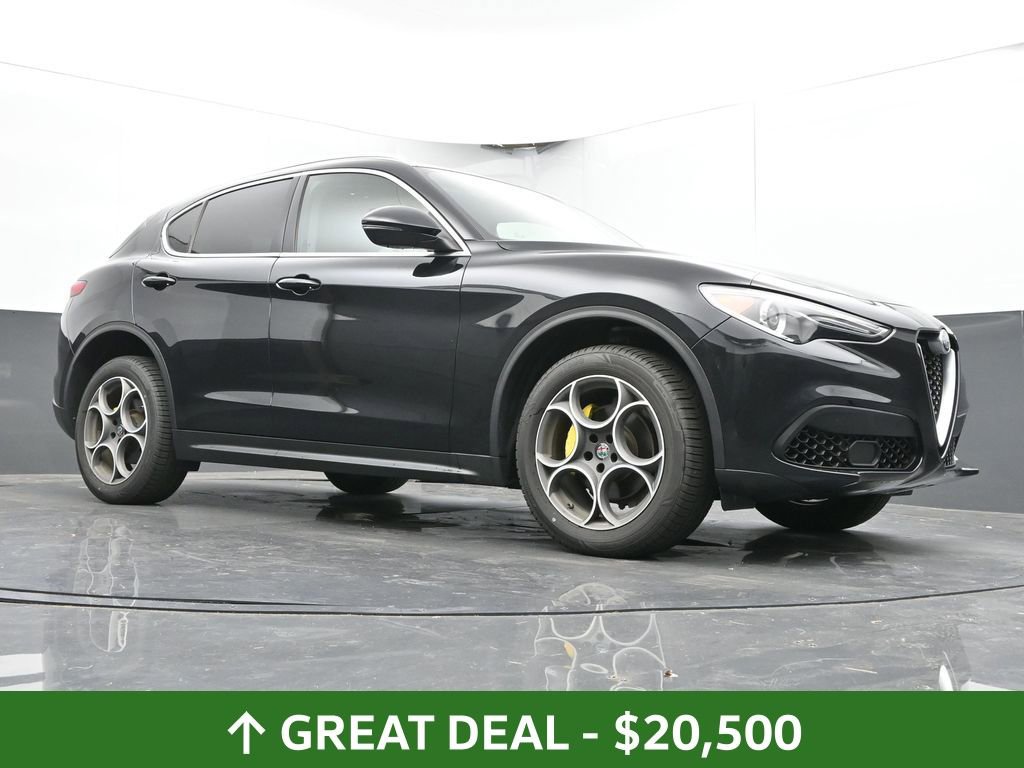 Used 2020 Alfa Romeo Stelvio Sport w/ Cold Weather Package image 46