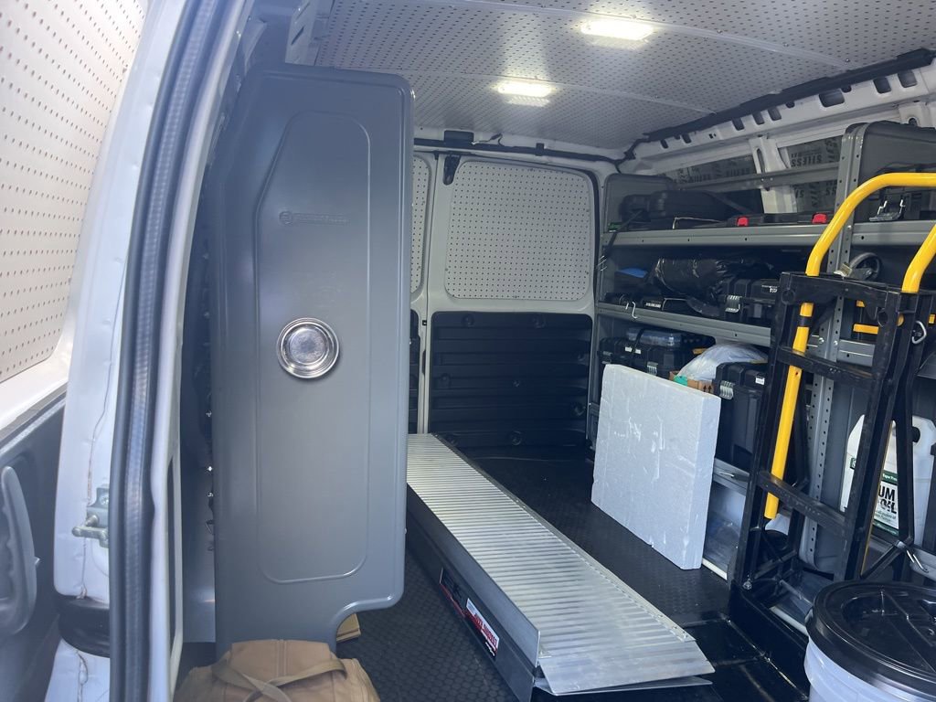 Used 2022 Chevrolet Express 2500 Work Van w/ Driver Convenience Package image 6