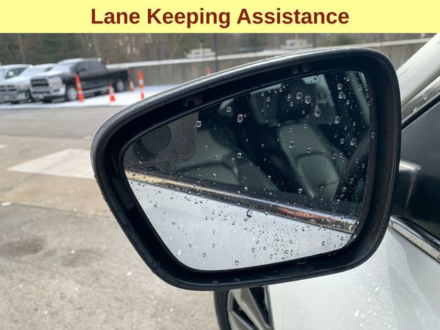 Used 2024 Ford Escape Platinum image 8