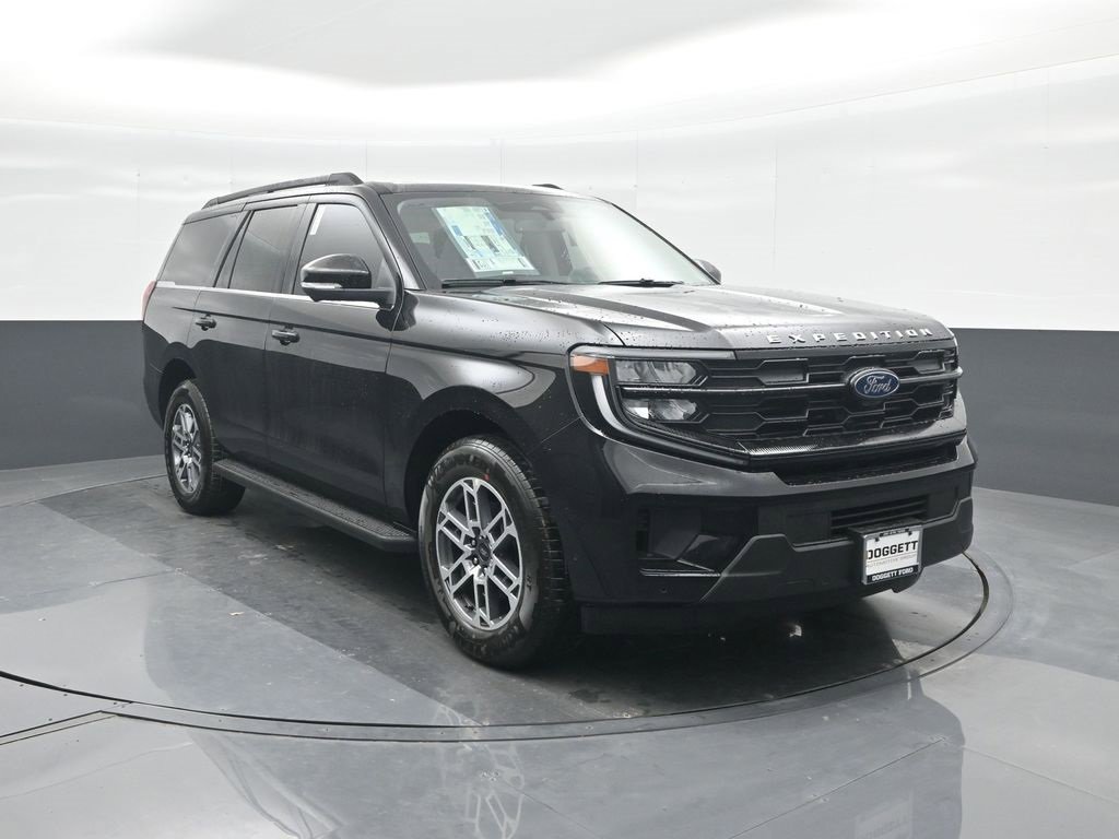 New 2025 Ford Expedition Active image 8