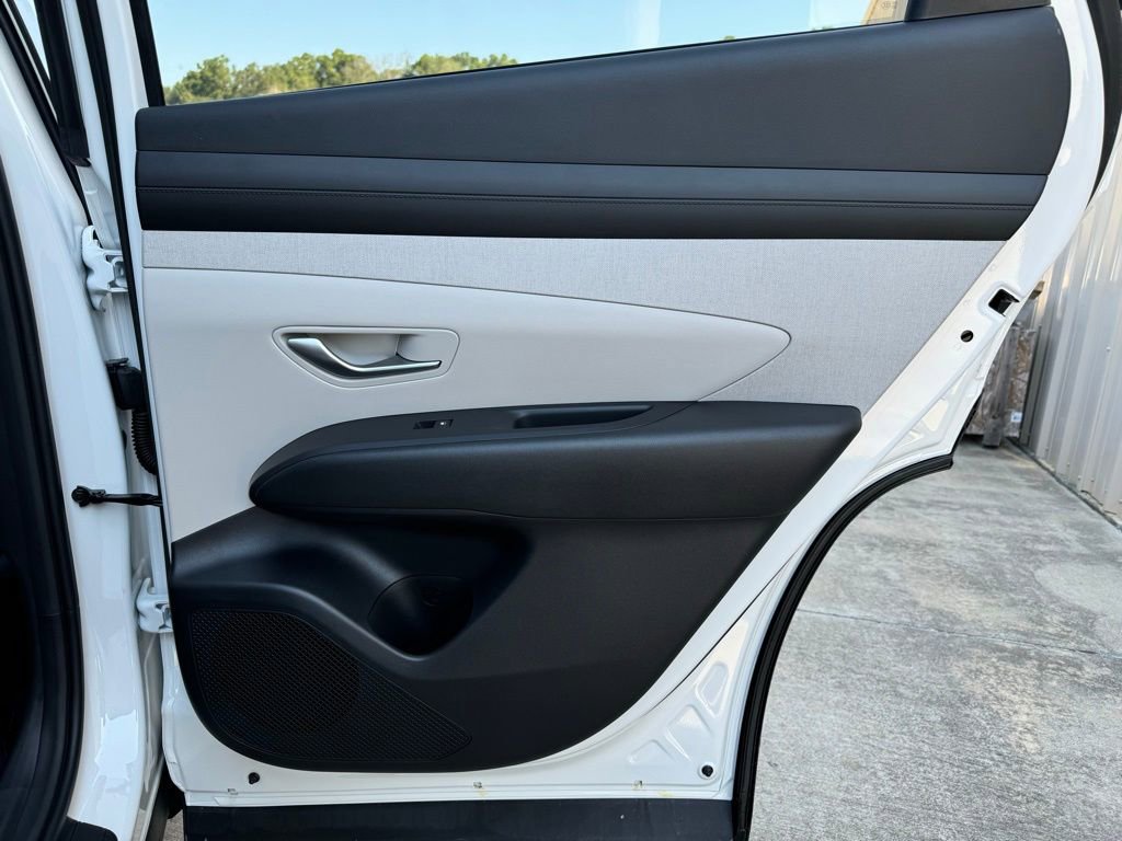 New 2025 Hyundai Tucson SEL FWD image 24