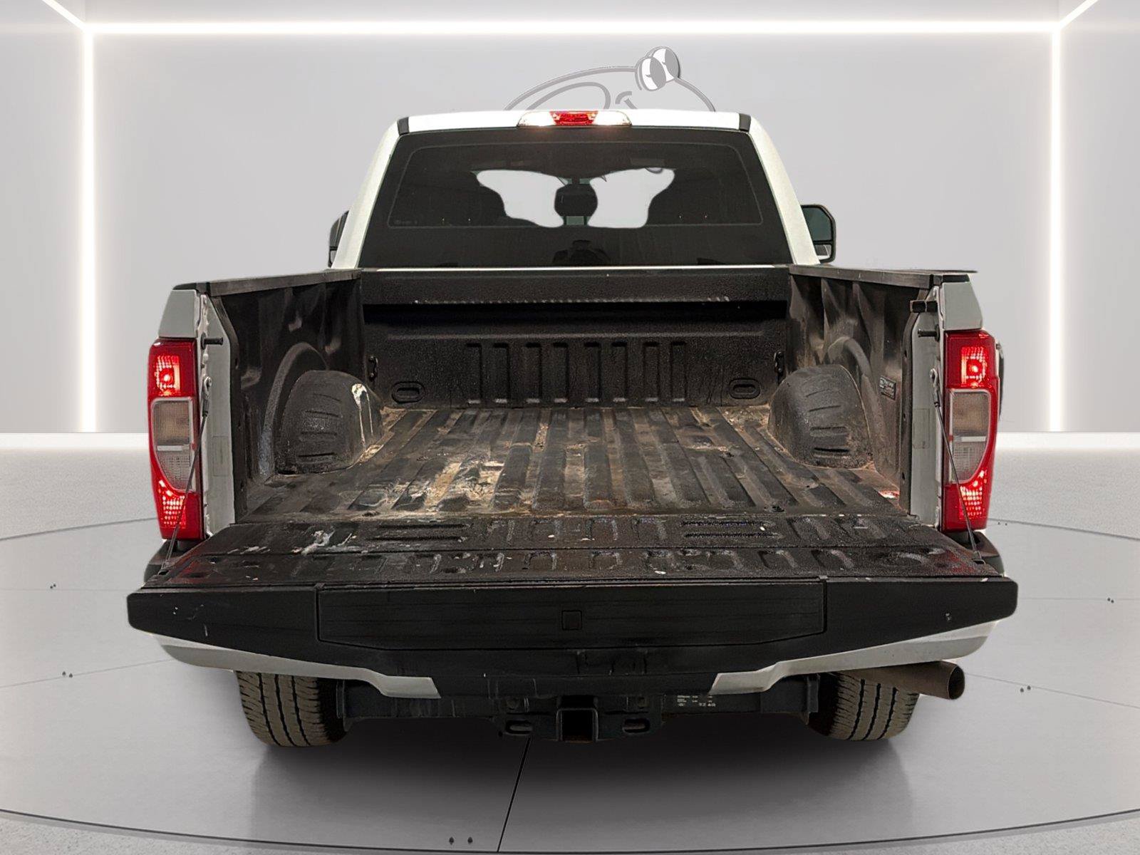 Certified 2022 Ford F250 XL w/ STX Appearance Package AWD/4WD image 9