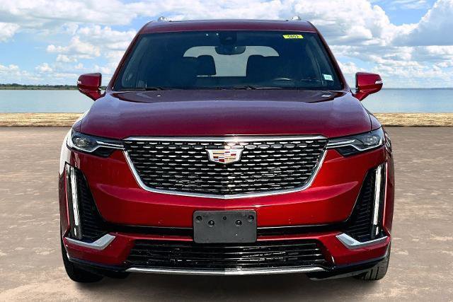 Used 2023 Cadillac XT6 Premium Luxury w/ Technology Package image 2