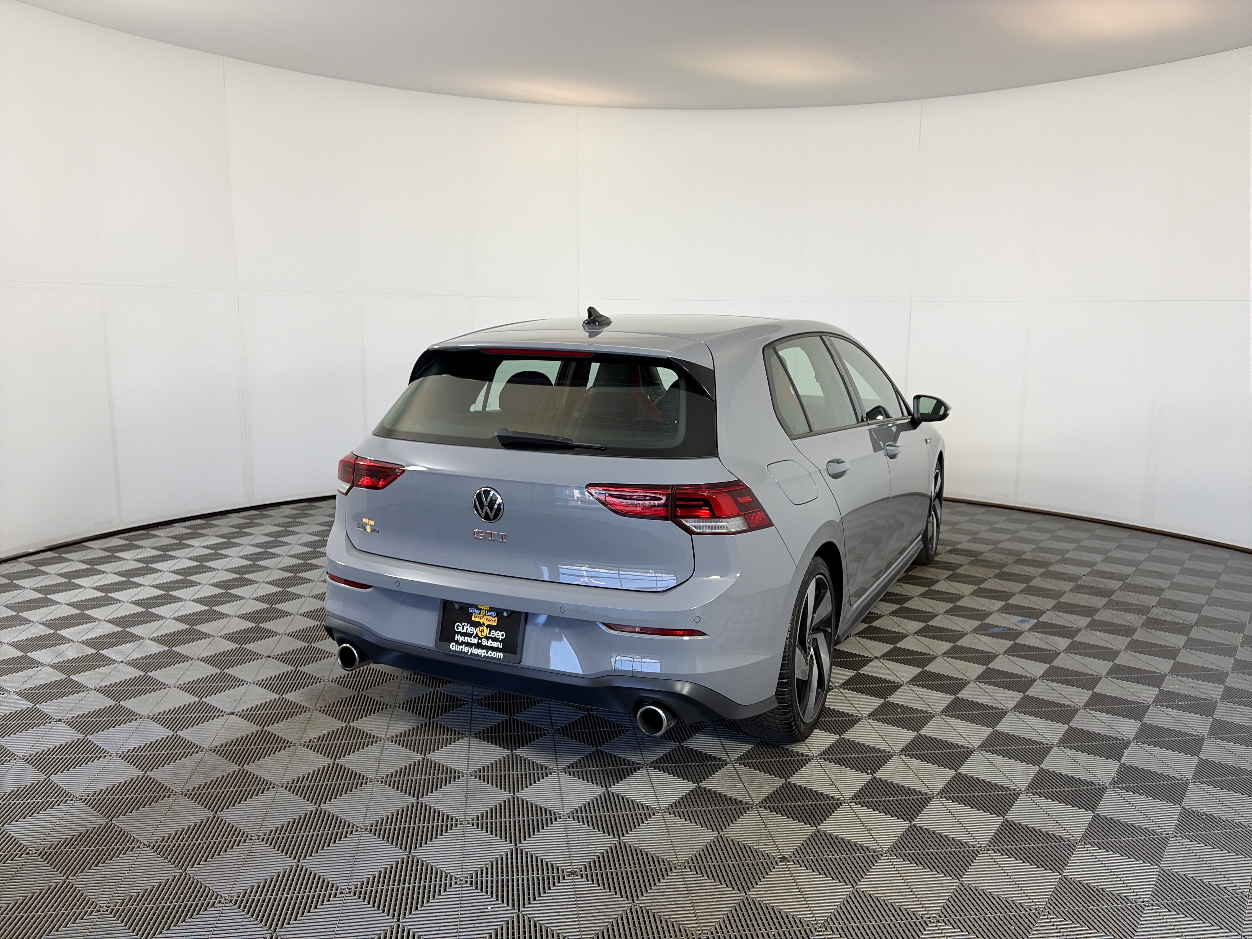 Used 2022 Volkswagen GTI SE image 10