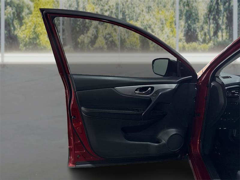 Used 2020 Nissan Rogue Sport SL image 19