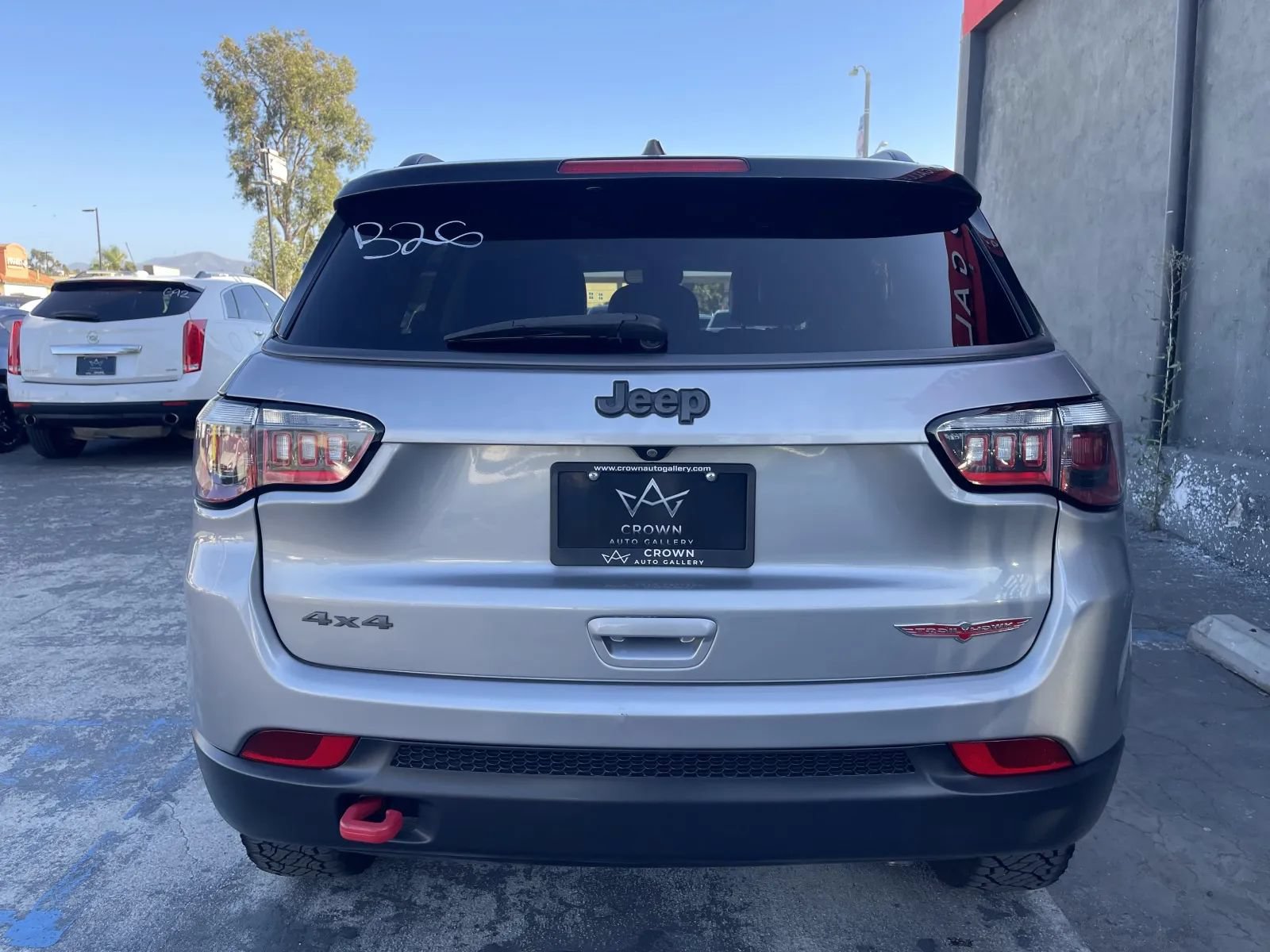 Used 2020 Jeep Compass Trailhawk AWD/4WD image 8