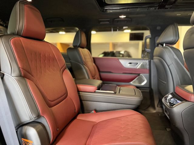 Used 2025 INFINITI QX80 Autograph w/ Premium Cargo Package AWD/4WD image 23