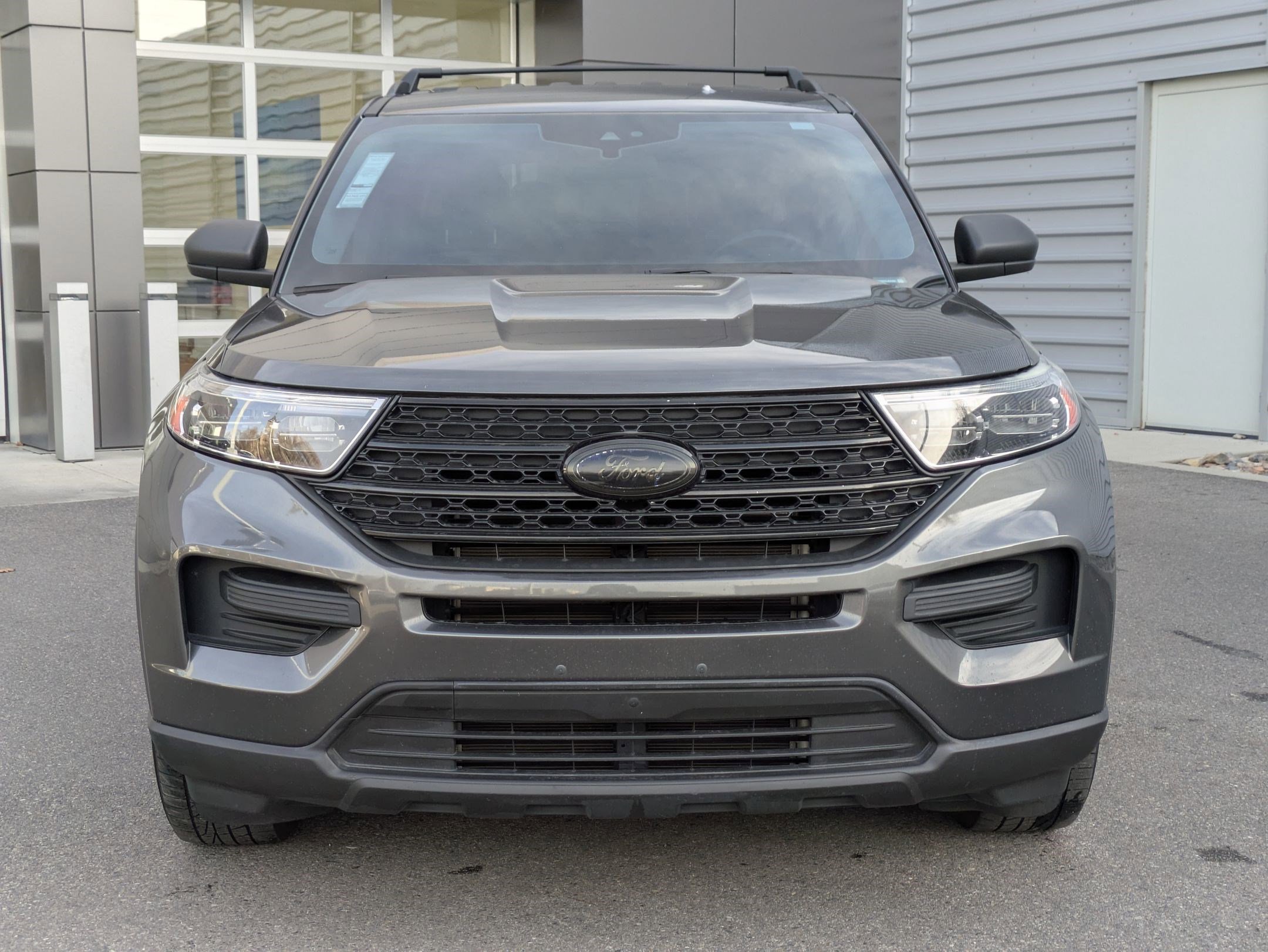 Used 2020 Ford Explorer XLT w/ Comfort Package image 9