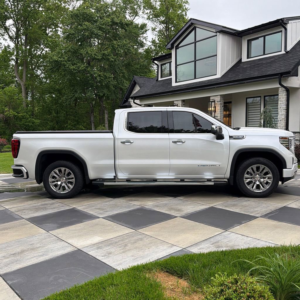 Used 2023 GMC Sierra 1500 Denali AWD/4WD image 8