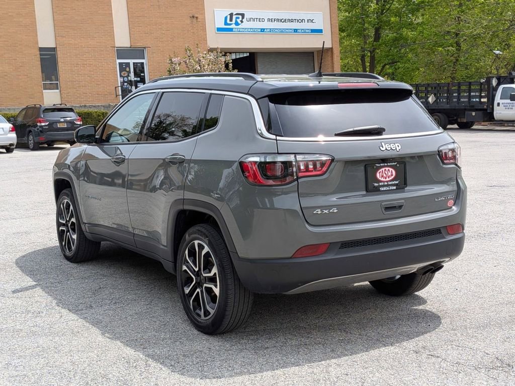 Used 2022 Jeep Compass Limited AWD/4WD image 7