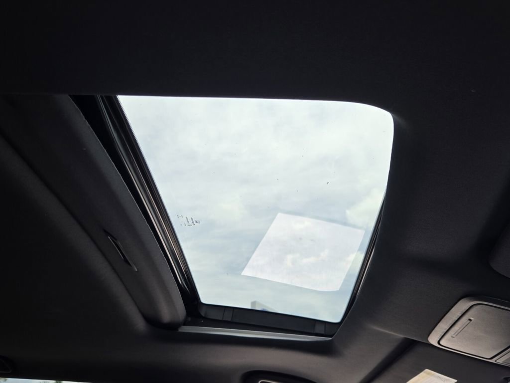 Certified 2024 Honda Passport EX-L image 18