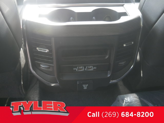 New 2026 RAM 2500 Laramie w/ Night Edition AWD/4WD image 44