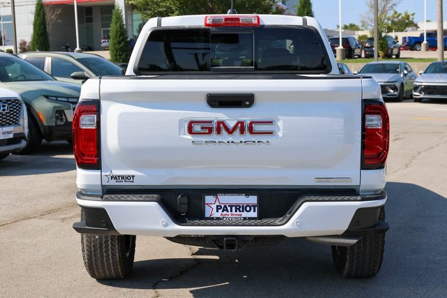 New 2026 GMC Canyon Elevation w/ Convenience Package image 4