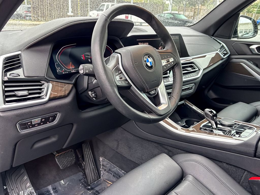 Used 2022 BMW X5 xDrive40i w/ Premium Package AWD/4WD image 14