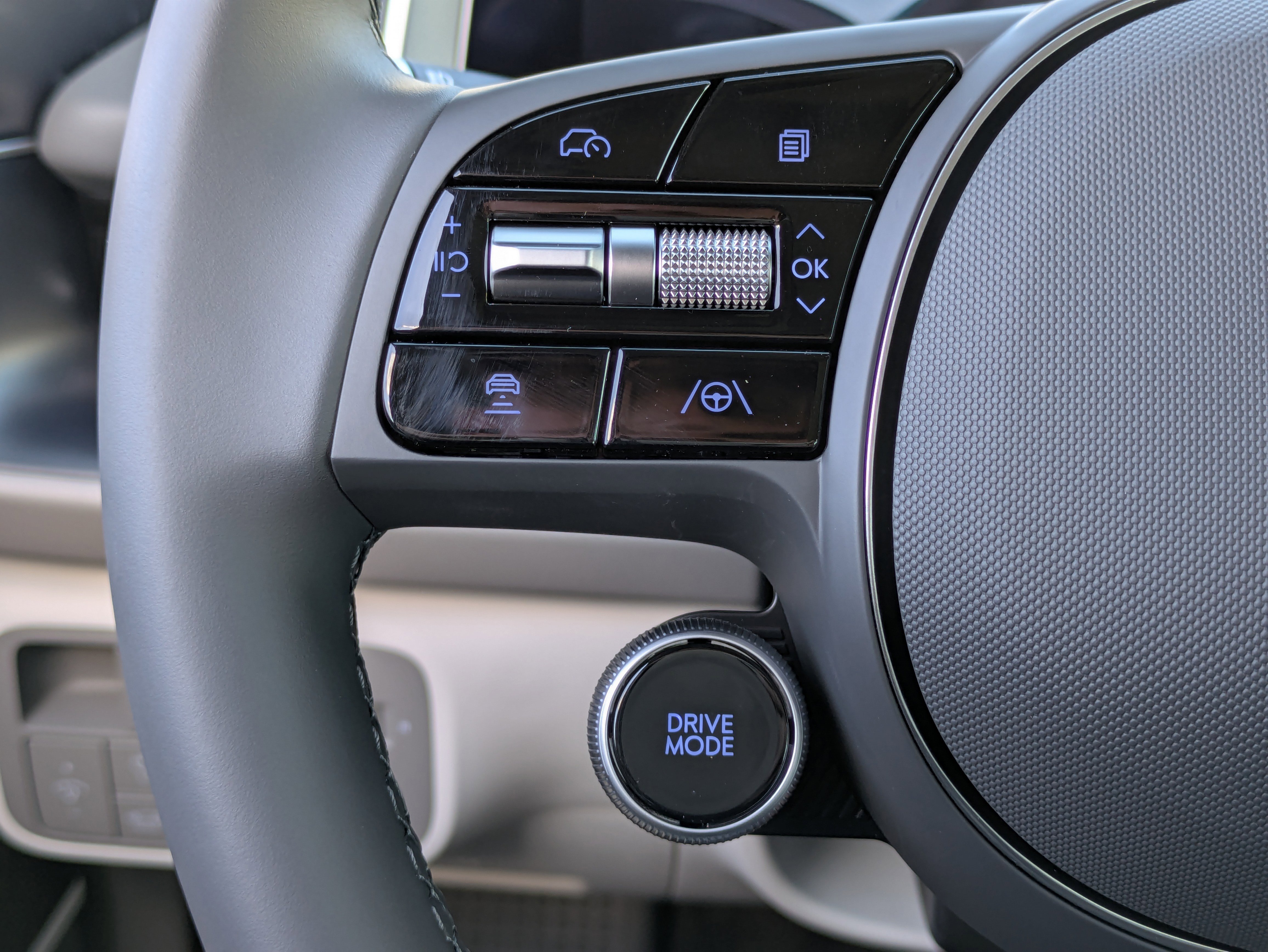 New 2025 Hyundai Ioniq 6 SEL image 23