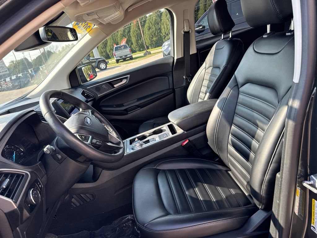 Certified 2024 Ford Edge SEL w/ Convenience Package AWD/4WD image 10