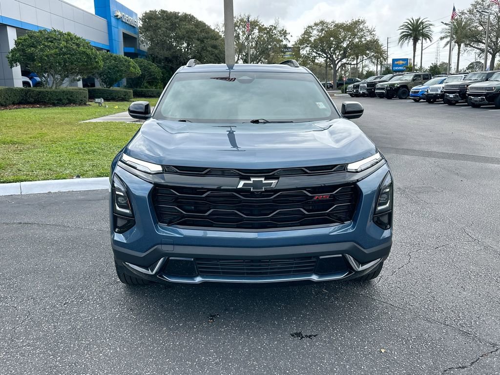 Used 2025 Chevrolet Equinox RS image 2