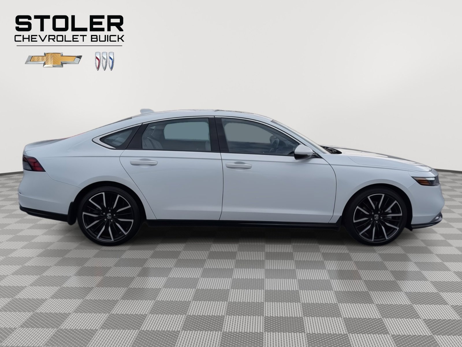 Used 2023 Honda Accord Touring image 6