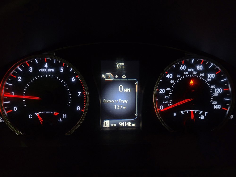 Used 2016 Toyota Camry SE w/ Moonroof Package FWD image 23