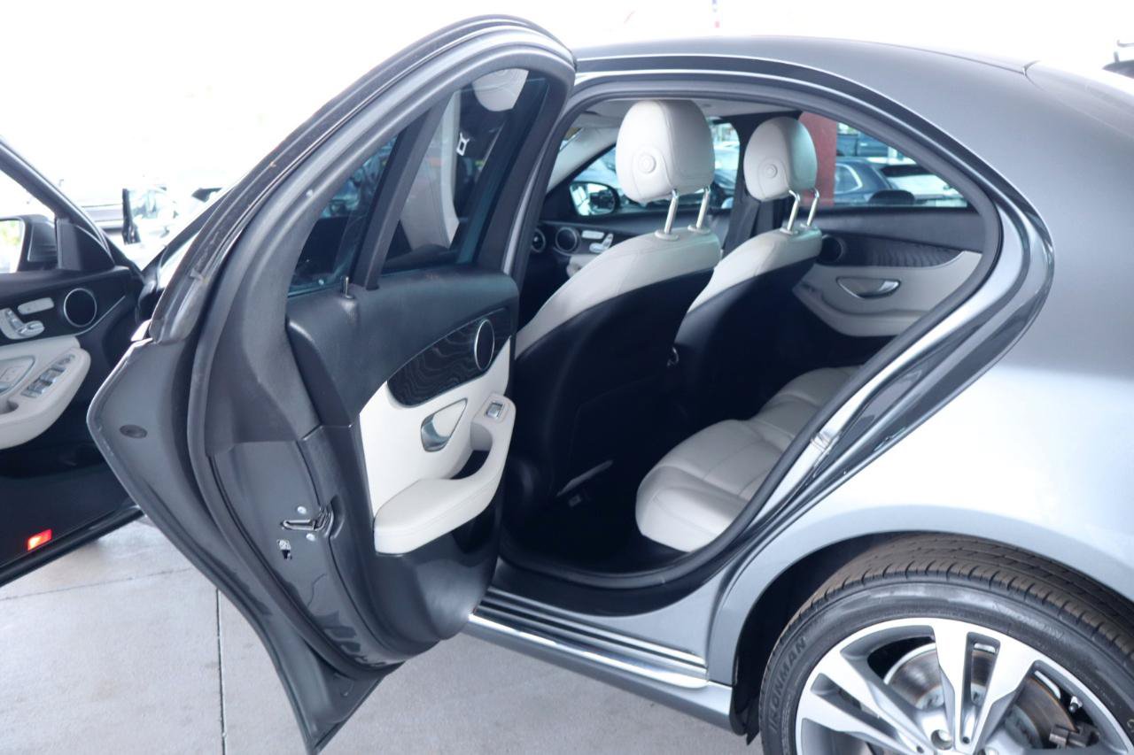 Used 2017 Mercedes-Benz C 300 4MATIC Sedan w/ Premium 1 Package image 31
