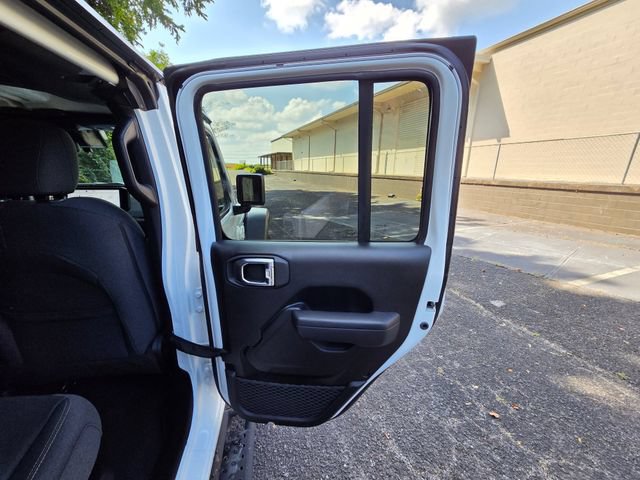 Used 2024 Jeep Wrangler Unlimited AWD/4WD image 21