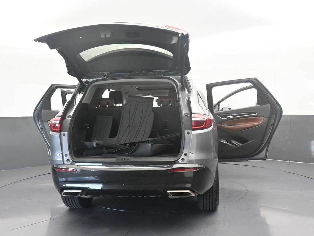 Used 2018 Buick Enclave Avenir w/ Avenir Technology Package image 79