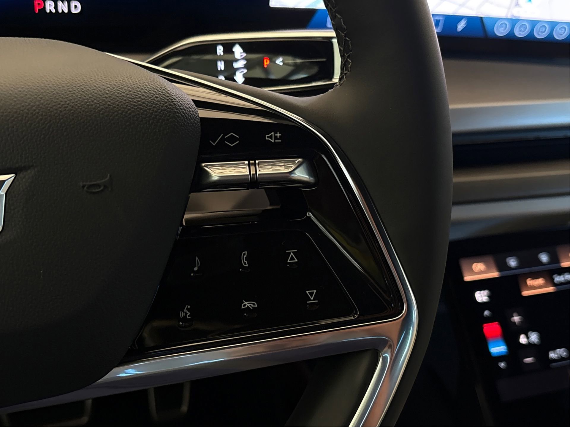 New 2026 Cadillac Vistiq Luxury image 30