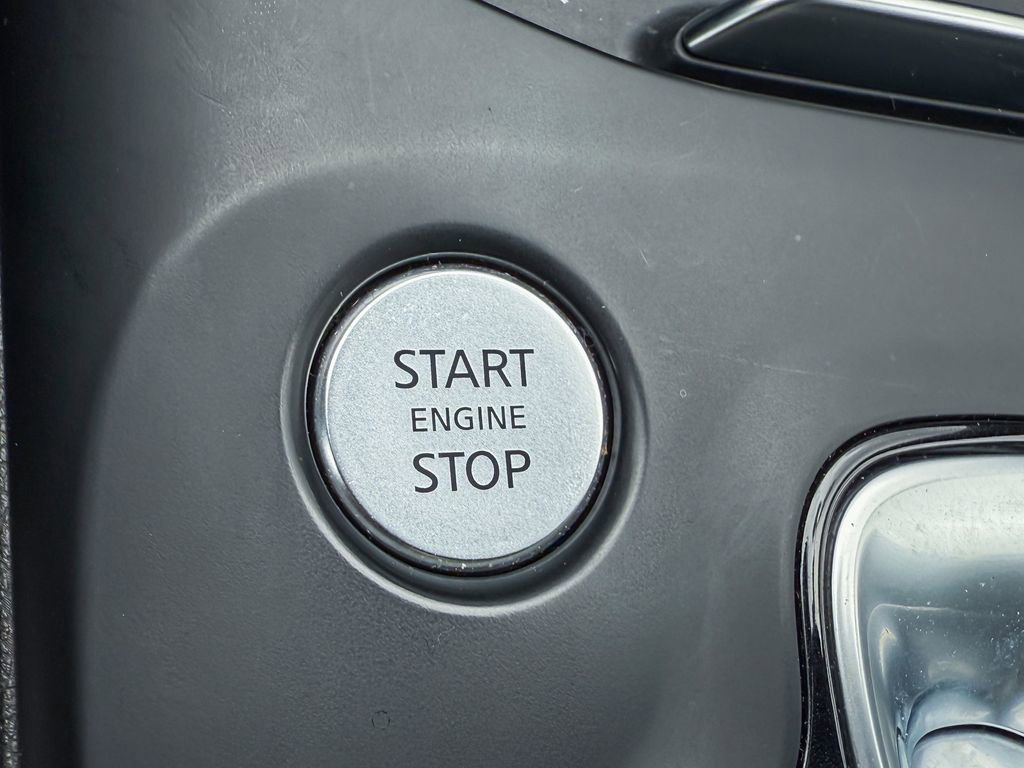 Used 2023 INFINITI QX55 Essential image 33